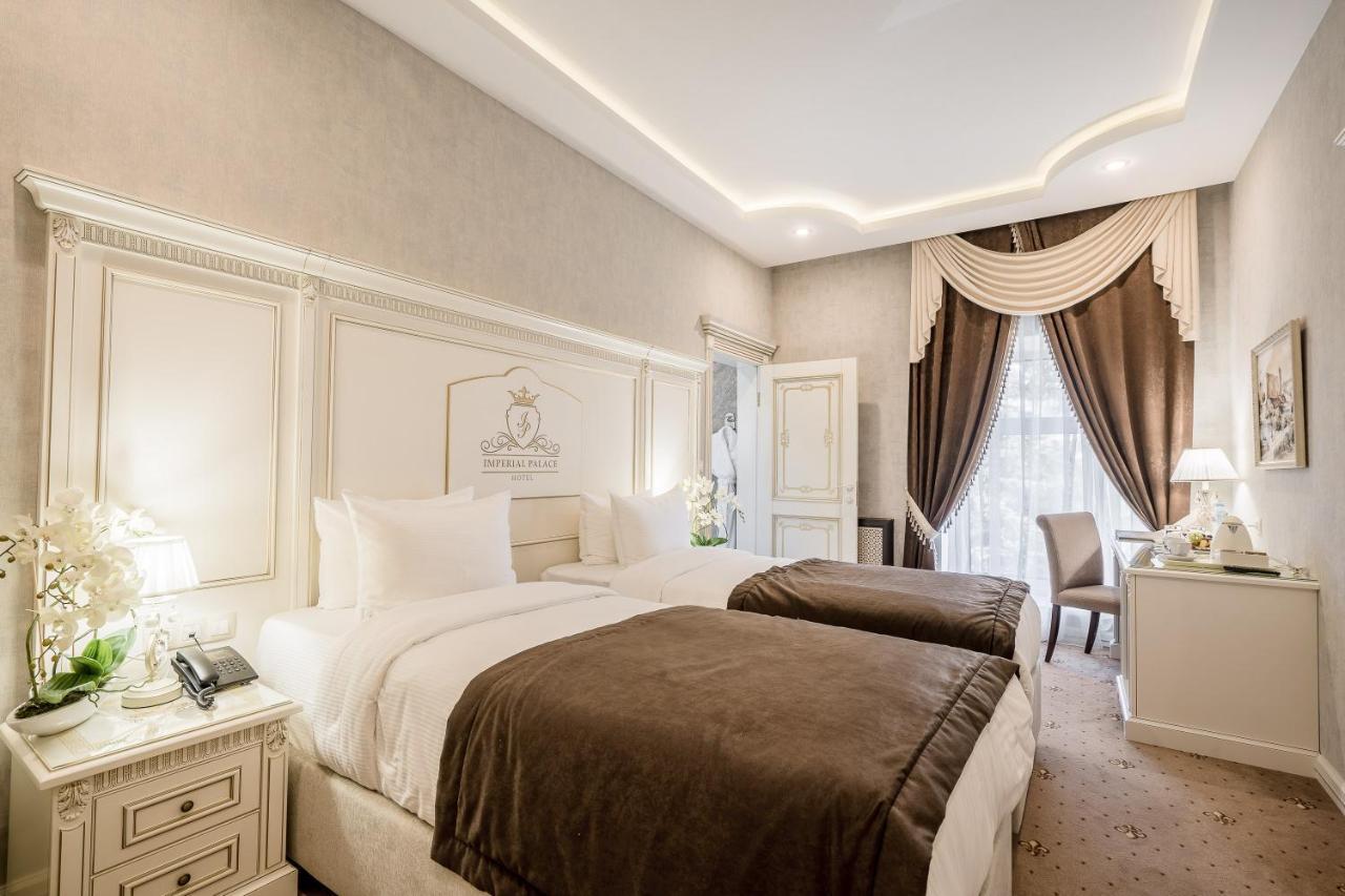 Imperial Palace Hotel Minsk Bagian luar foto