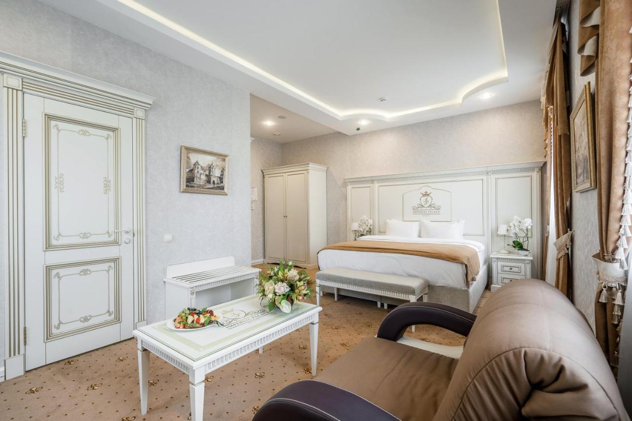 Imperial Palace Hotel Minsk Bagian luar foto