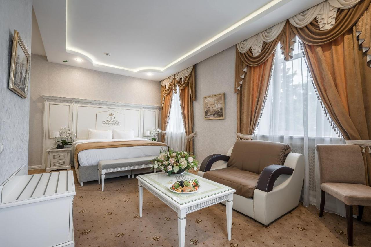 Imperial Palace Hotel Minsk Bagian luar foto