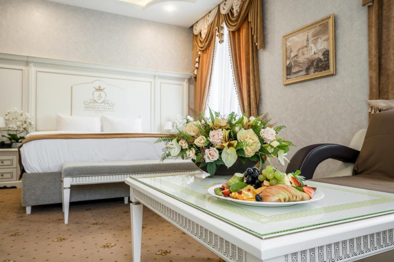 Imperial Palace Hotel Minsk Bagian luar foto
