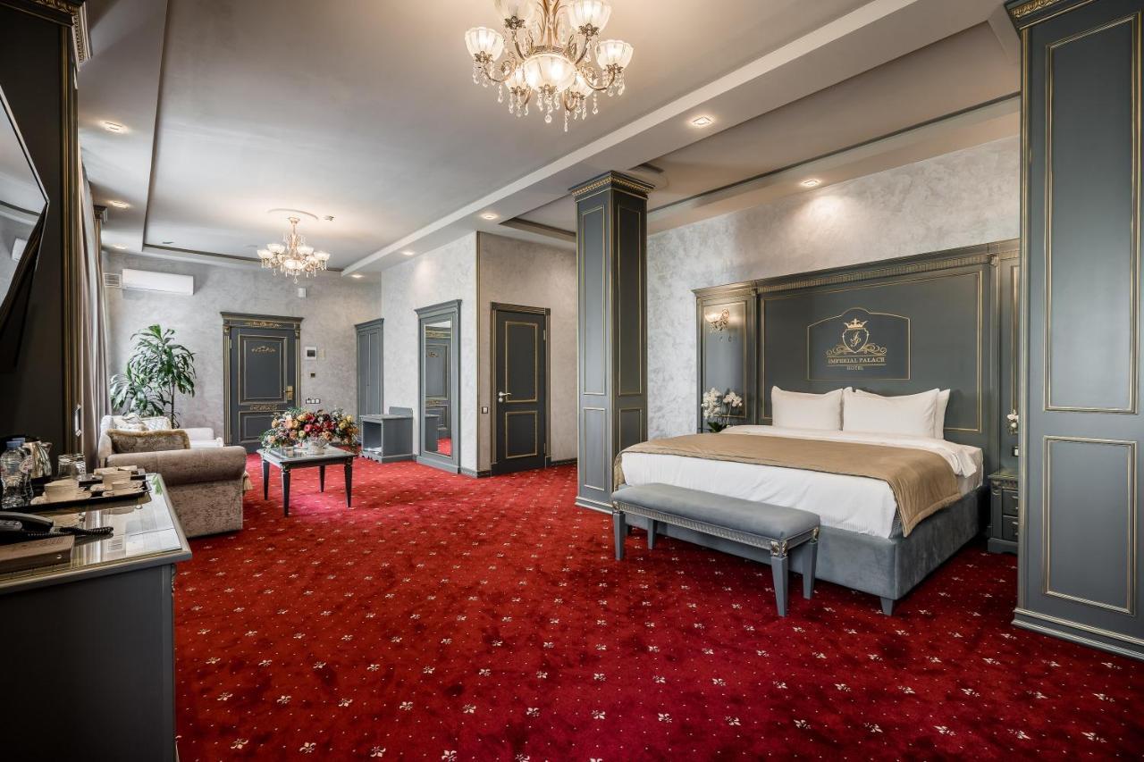 Imperial Palace Hotel Minsk Bagian luar foto