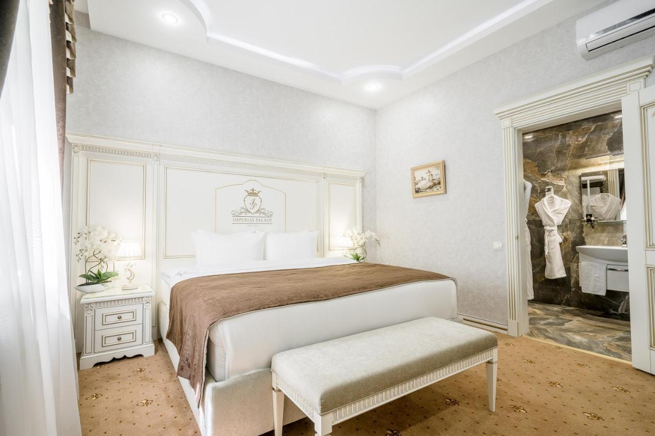 Imperial Palace Hotel Minsk Bagian luar foto